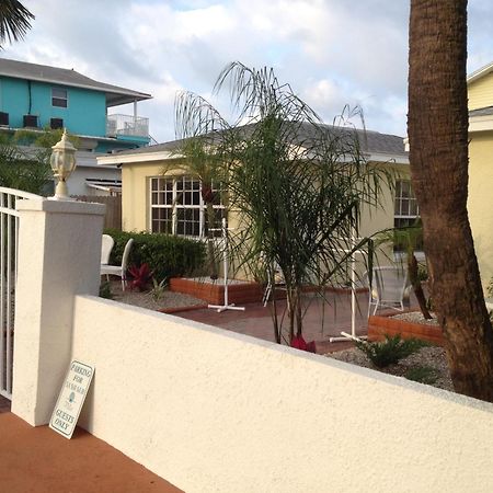 Sand Glo Villas Indian Rocks Beach Εξωτερικό φωτογραφία