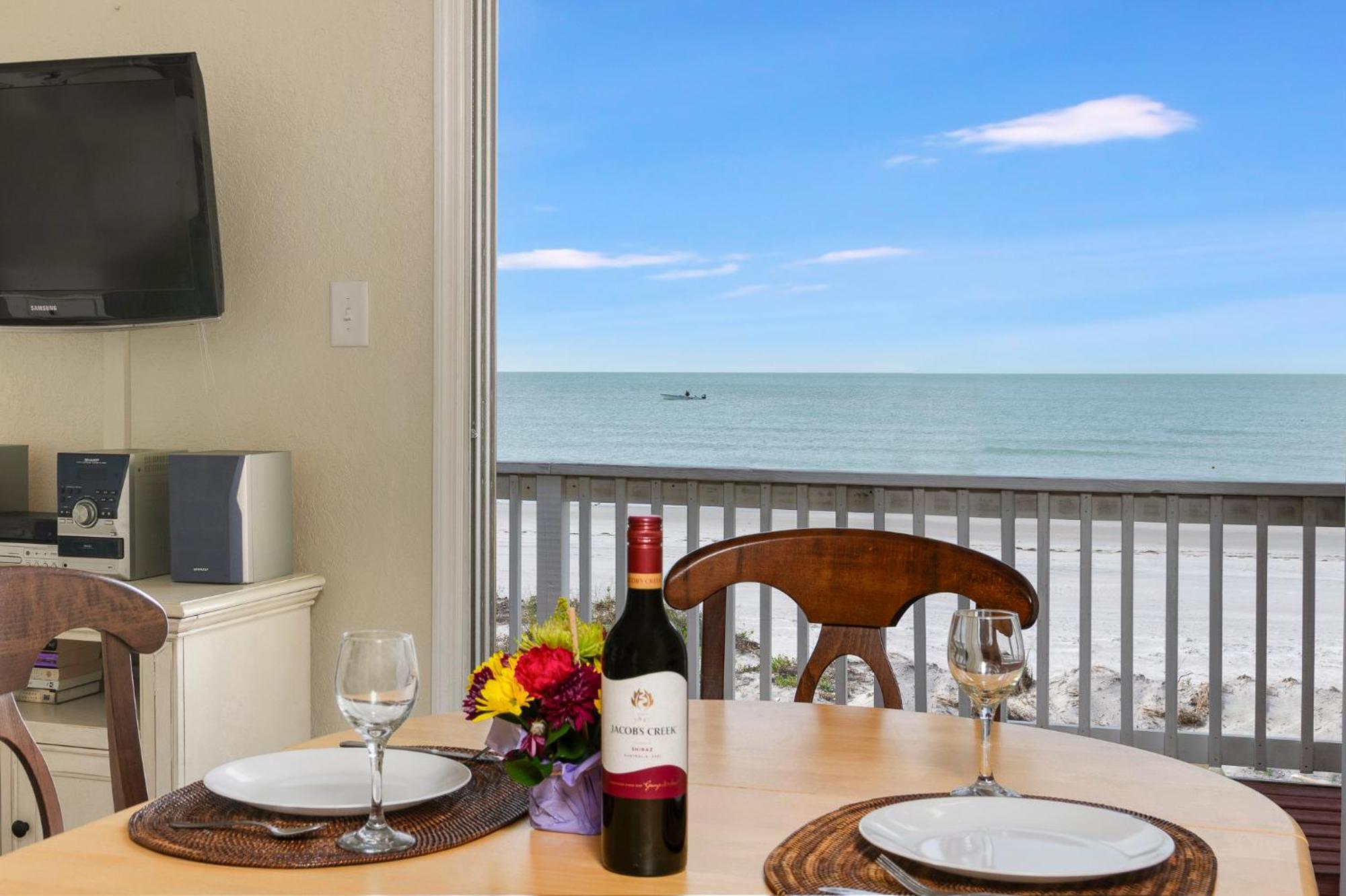 Sand Glo Villas Indian Rocks Beach Εξωτερικό φωτογραφία