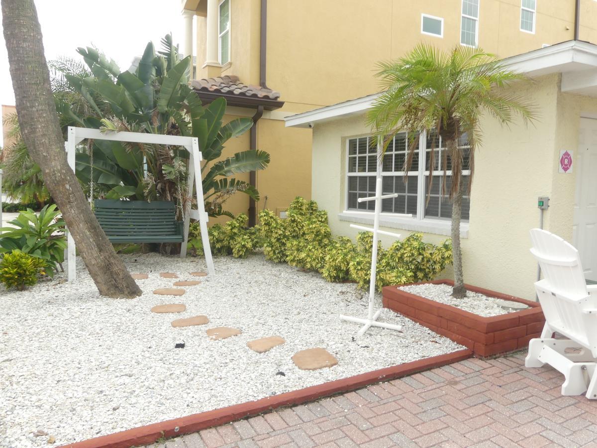 Sand Glo Villas Indian Rocks Beach Εξωτερικό φωτογραφία